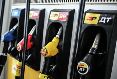 О введении запрета отпуска нефтепродуктов несовершеннолетним лицам на автозаправочных станциях, осуществляющих деятельность на территории Ленинградской области
